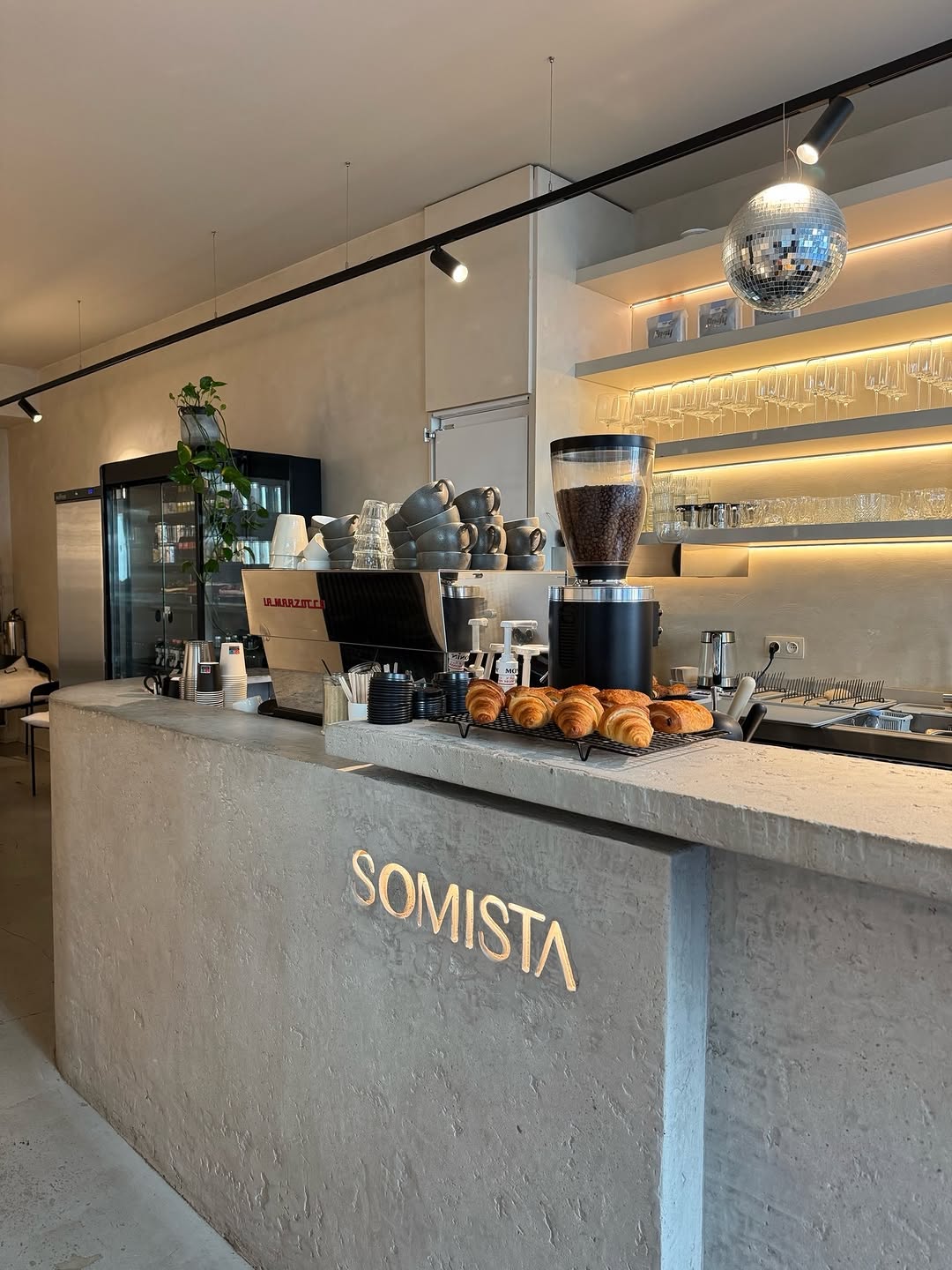 Somista sfeer en gerechten, foto 4